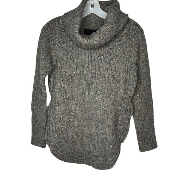Cynthia Rowley‎ Turtleneck Sweater - Picture 1 of 7